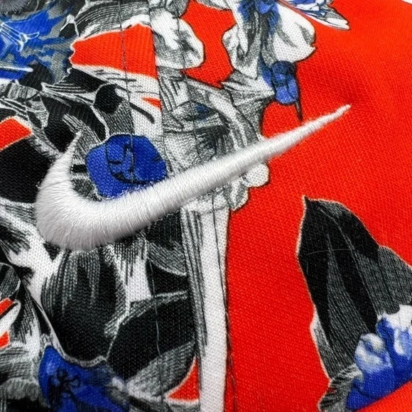 NIKE BALL CAP BRIGHT RED, BLUE, BLACK & WHITE FLORAL TROPICAL DESIGN ONE SIZE - Picture 10 of 10